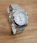 Explorer | White