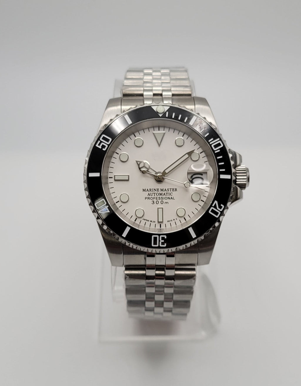 Sub | White /Black