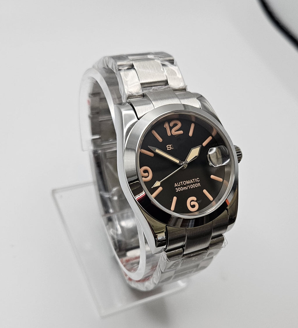 Explorer | Retro