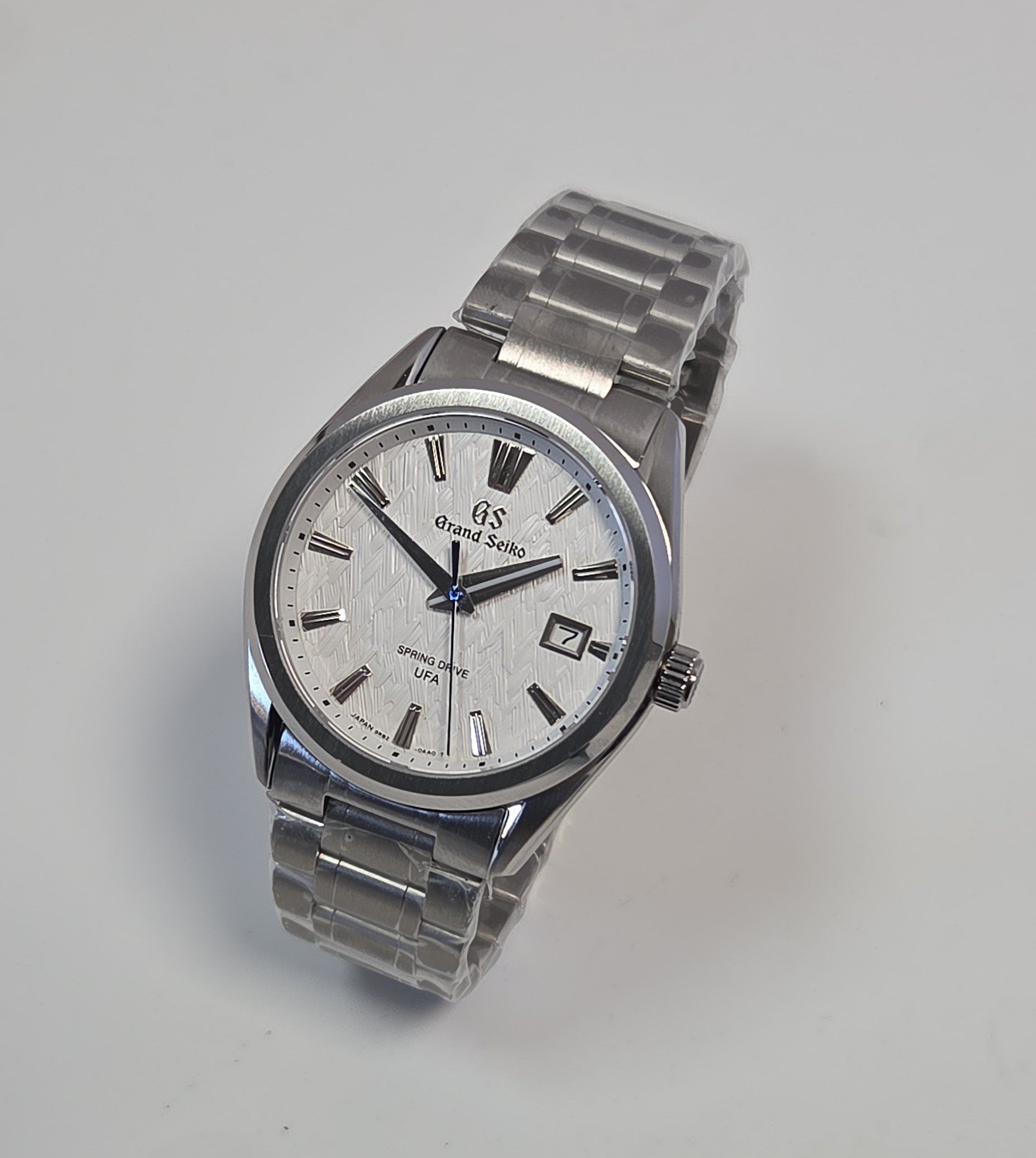 GS Mod Watch | White