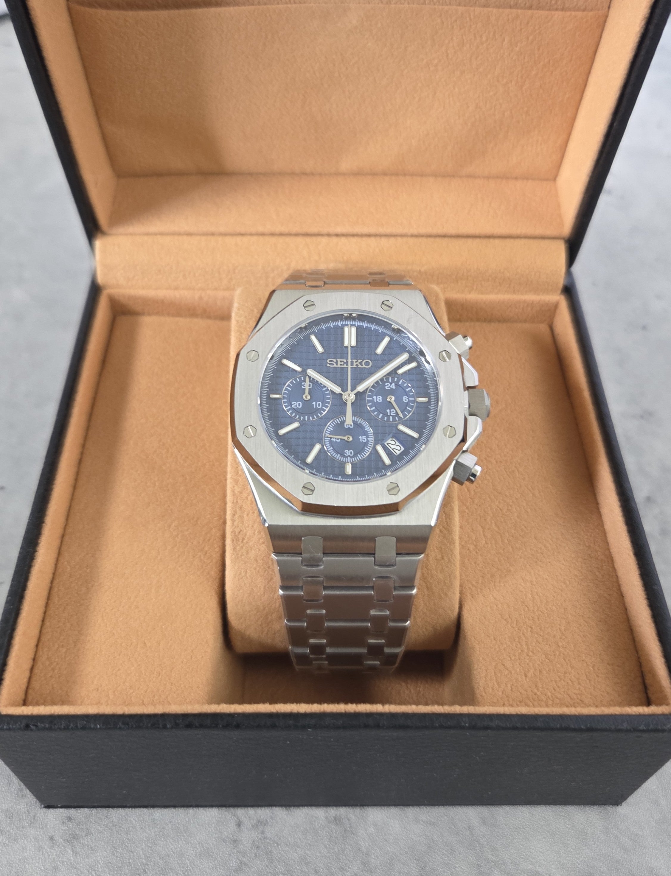 royal oak chrono blue dial in box