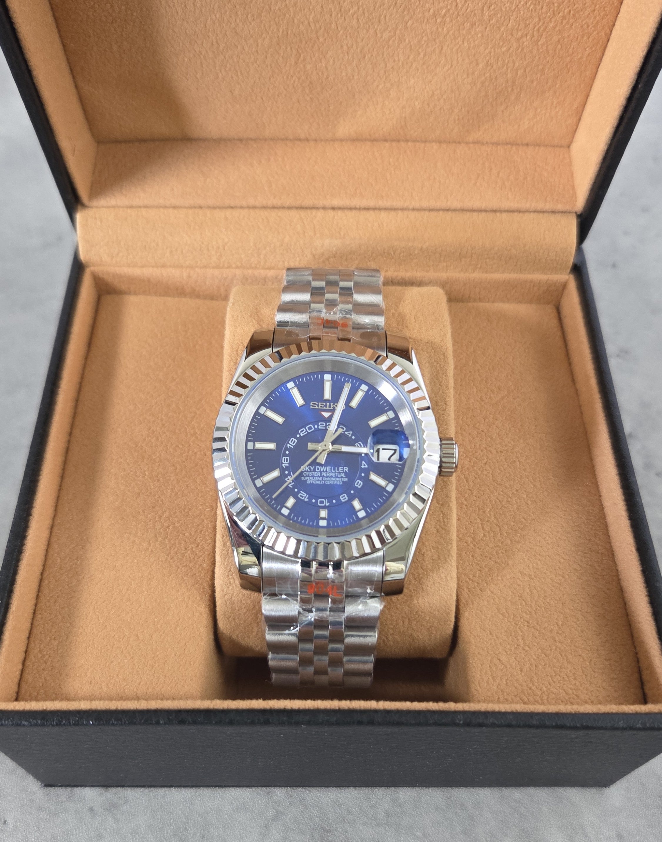 Sky Dweller Seiko Mod Watch | Blue Dial – Trident-Mods